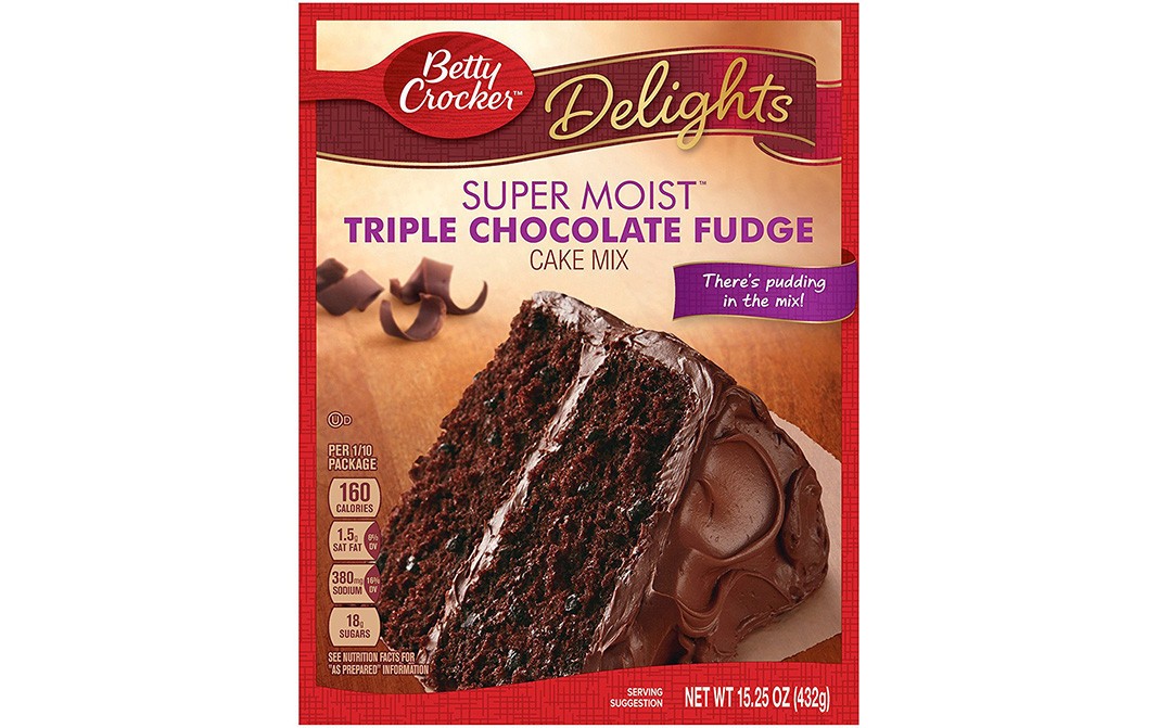 Betty Crocker Delights Super Moist Triple Chocolate Fudge Cake Mix   Box  432 grams